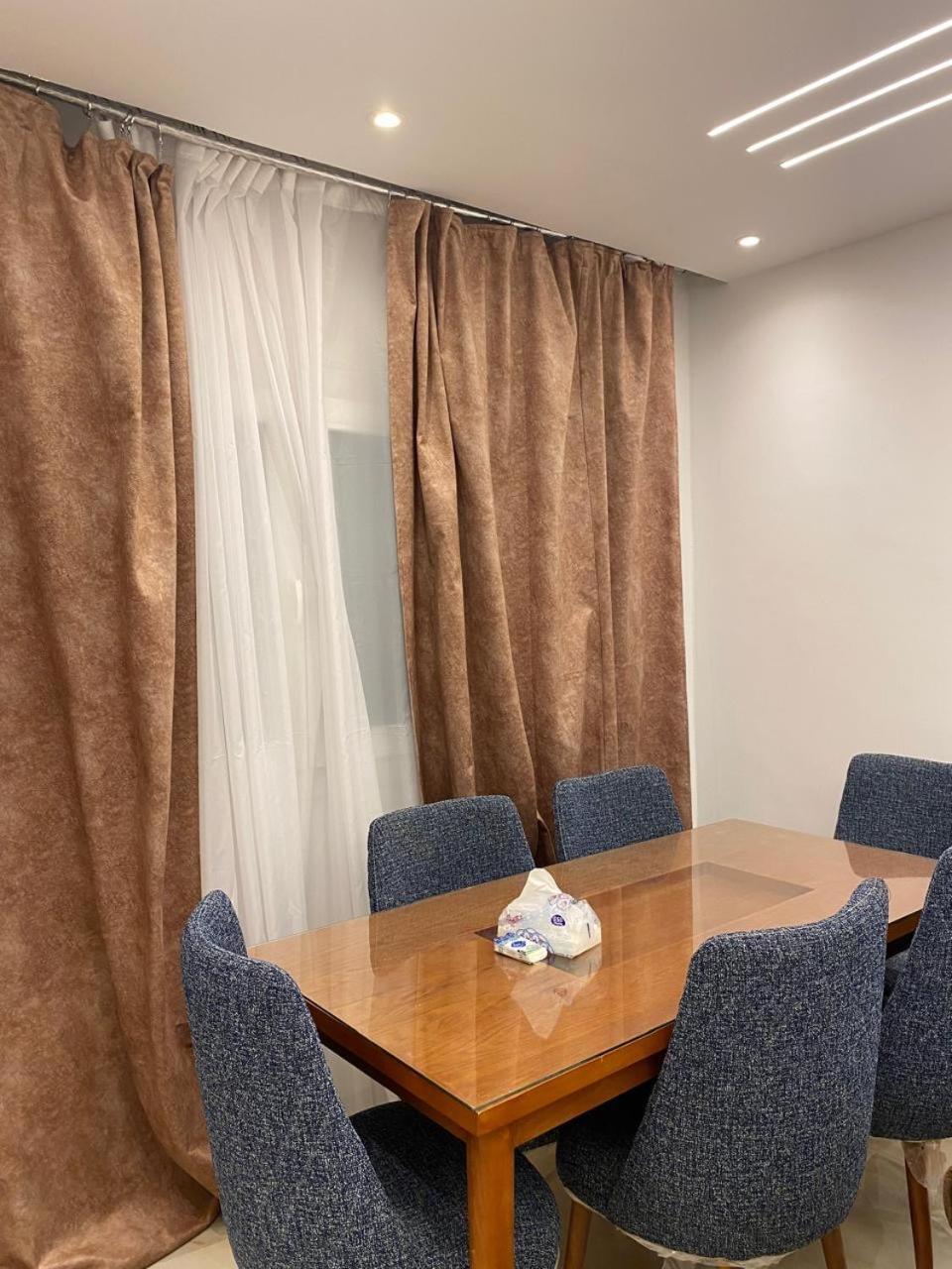 Apartment شقه فندقيه مفروشه للعائلات مكيفه للإيجار اليومي والشهري بجوار ستي استارز