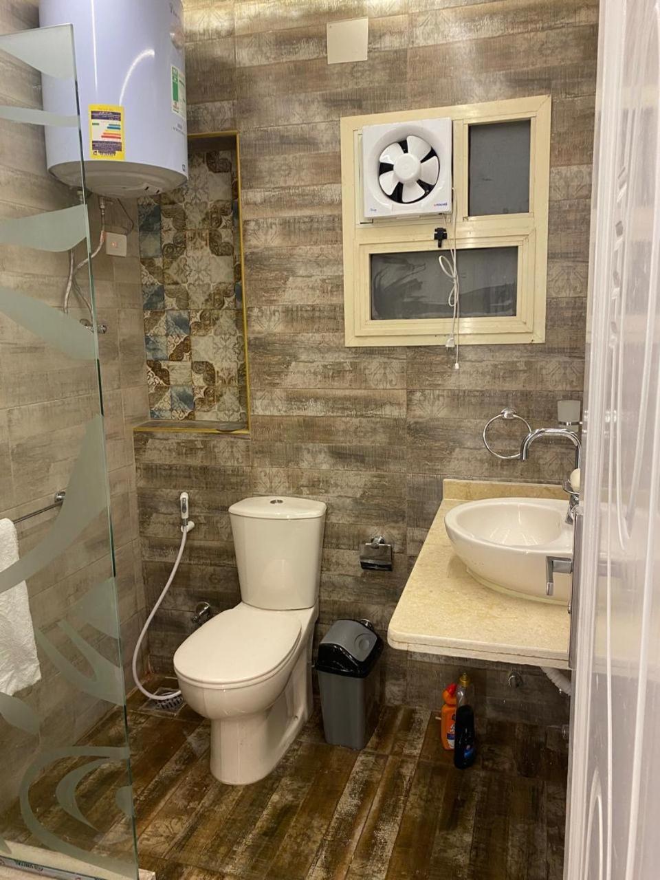 شقه فندقيه مفروشه للعائلات مكيفه للإيجار اليومي والشهري بجوار ستي استارز Apartment